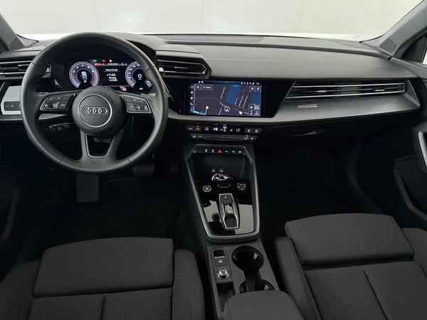 AUDI A3 Sportback (2025) — foto 13 van 18