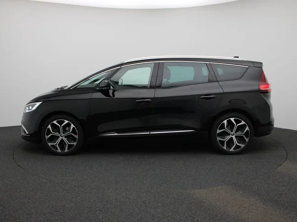 Renault Grand Scénic (2023) — foto 34 van 39