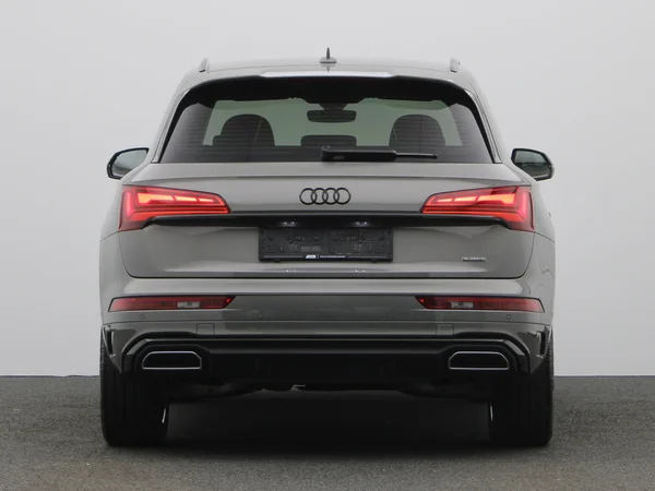 AUDI Q5 PHEV (2025) — foto 2 van 23