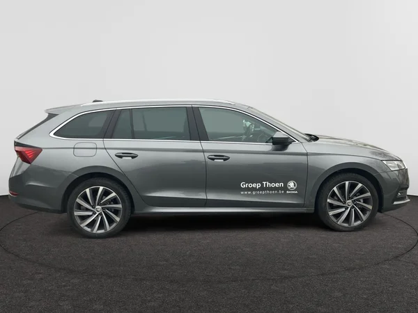 SKODA Octavia Combi (2024) — foto 25 van 25