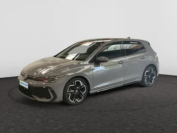 VOLKSWAGEN Golf VIII (2025)