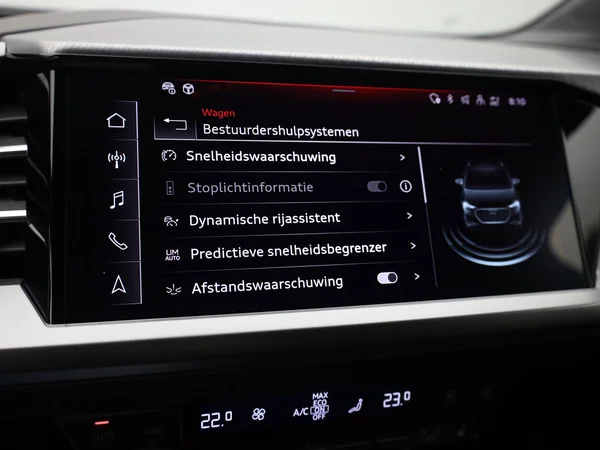 AUDI Q4 e-tron (2025) — foto 20 van 25