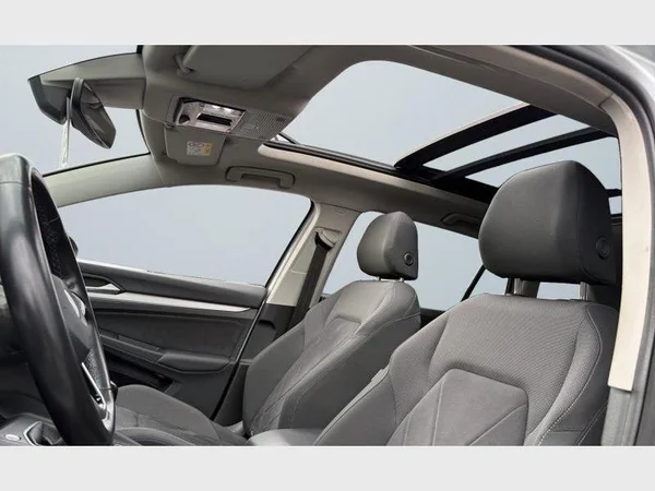 Volkswagen Golf Variant VIII (2023) — foto 3 van 26