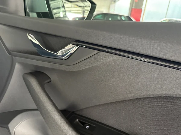 SKODA Kamiq (2025) — foto 4 van 24