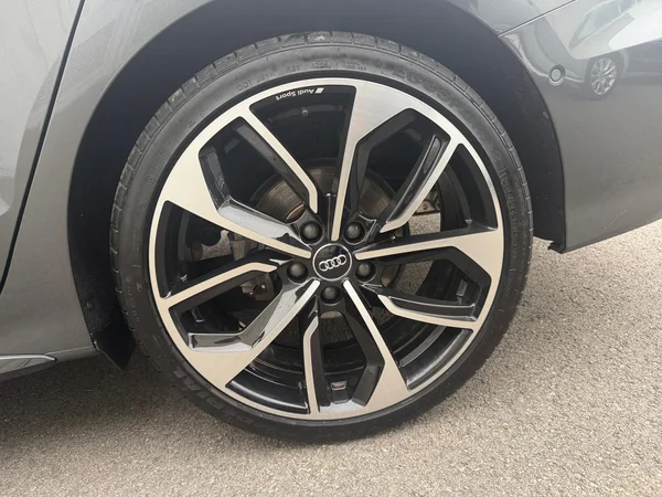 AUDI A3 Sedan (2023) — foto 13 van 20