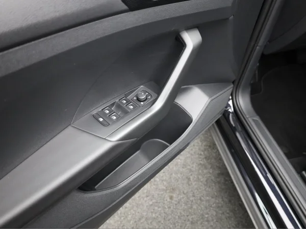 VOLKSWAGEN T-Cross (2025) — foto 5 van 19