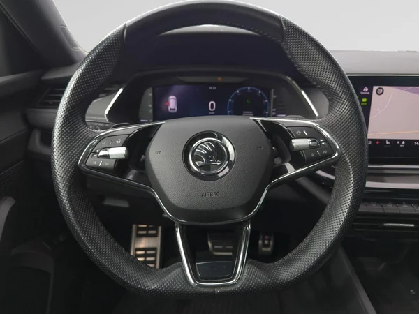 SKODA Octavia Combi Dsl (2025) — foto 15 van 31