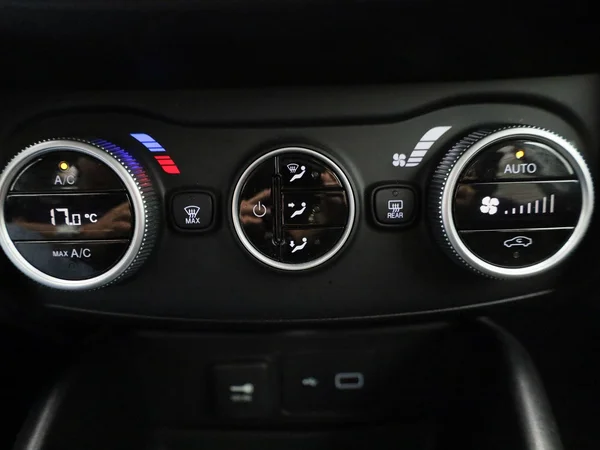 Fiat Tipo (2022) — foto 13 van 40
