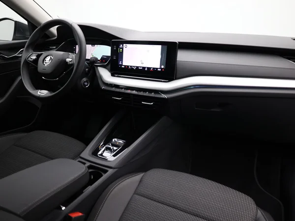 SKODA Octavia Combi (2023) — foto 14 van 20