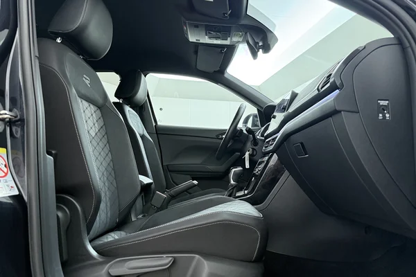 Volkswagen T-Cross (2025) — foto 19 van 21