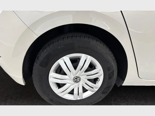 Volkswagen Polo (2022) — foto 15 van 15