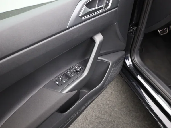 VOLKSWAGEN Taigo (2025) — foto 8 van 21