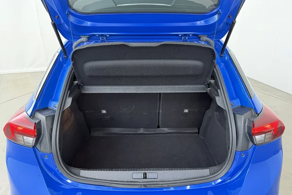 Opel Corsa (2025) — foto 12 van 16