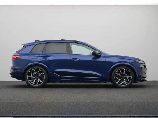 AUDI Q6 e-tron (2026) — foto 24 van 33