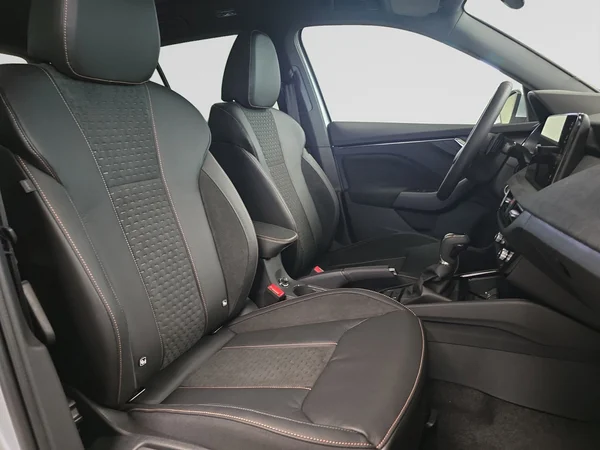 SKODA Kamiq (2025) — foto 9 van 15