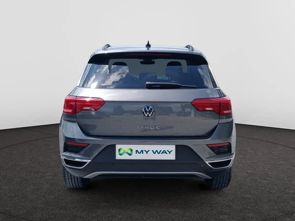 VOLKSWAGEN T-Roc (2021) — foto 13 van 18