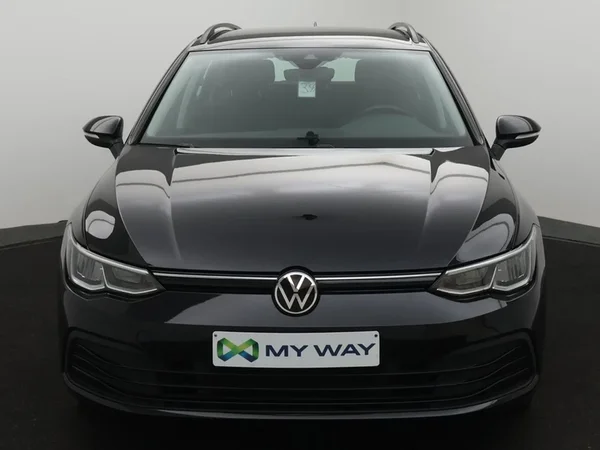 Volkswagen Golf (2022) — foto 21 van 26