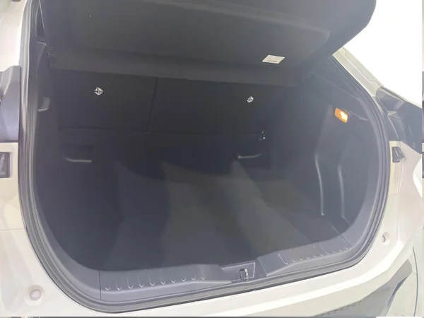 Toyota C-HR Hybrid (HEV) (2024) — foto 39 van 44