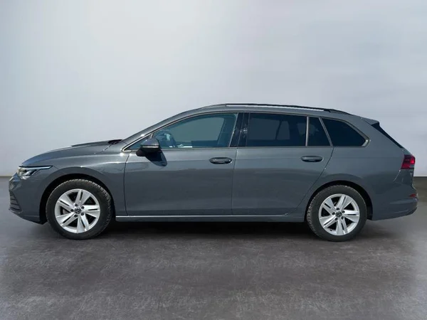 VOLKSWAGEN Golf VIII SW (2023) — foto 30 van 31