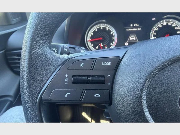 Hyundai i20 (2022) — foto 8 van 21