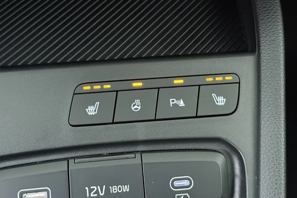 Kia Stonic (2026) — foto 8 van 17