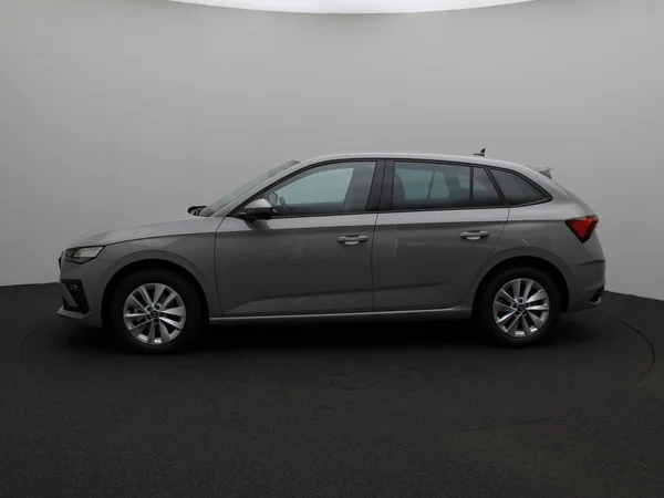 SKODA Scala (2025) — foto 6 van 16