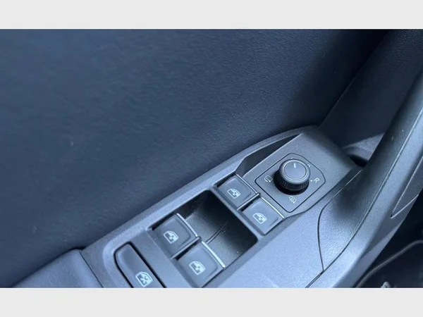 Seat Leon (2022) — foto 4 van 32