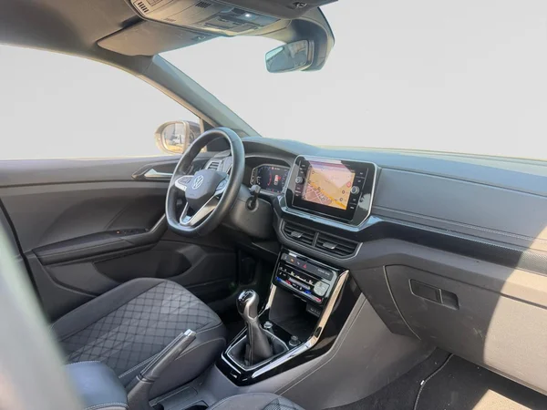 VOLKSWAGEN T-Cross (2025) — foto 19 van 21
