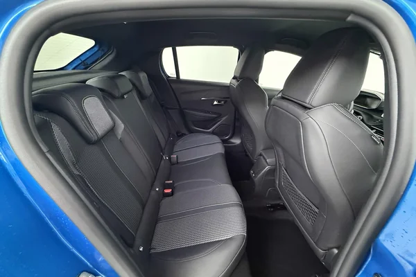 Peugeot 208 (2023) — foto 7 van 24