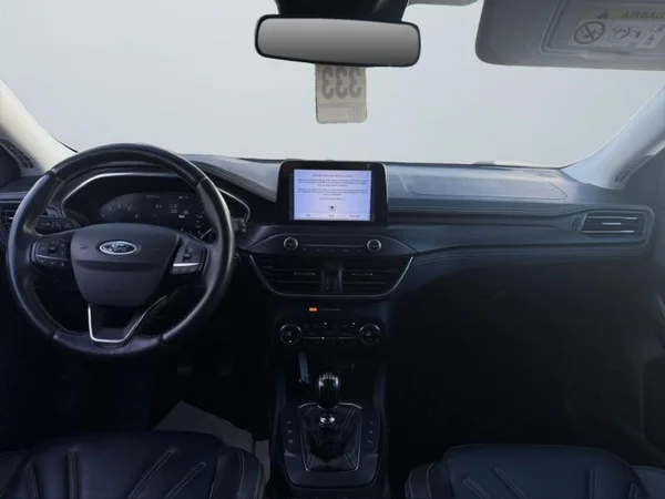 FORD Focus Vignale (2019) — foto 6 van 25