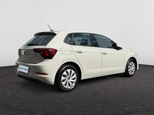 VOLKSWAGEN Polo (2024) — foto 10 van 17