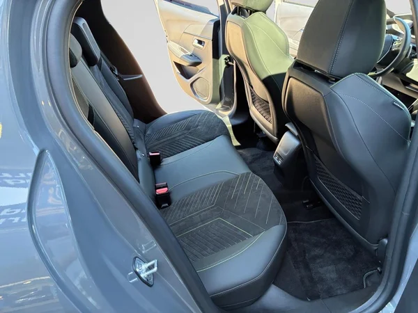 PEUGEOT 208 (2025) — foto 9 van 21