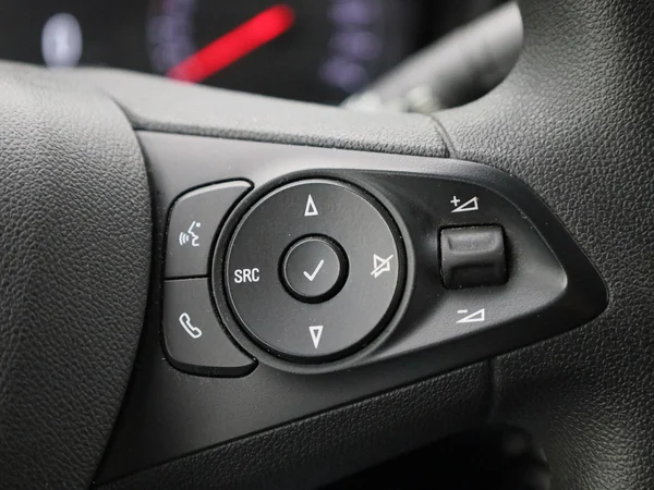 Opel Combo (2022) — foto 25 van 39