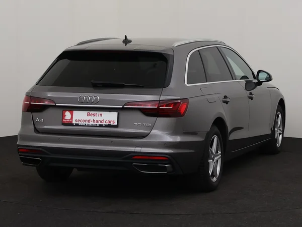 AUDI A4 (2022) — foto 23 van 30