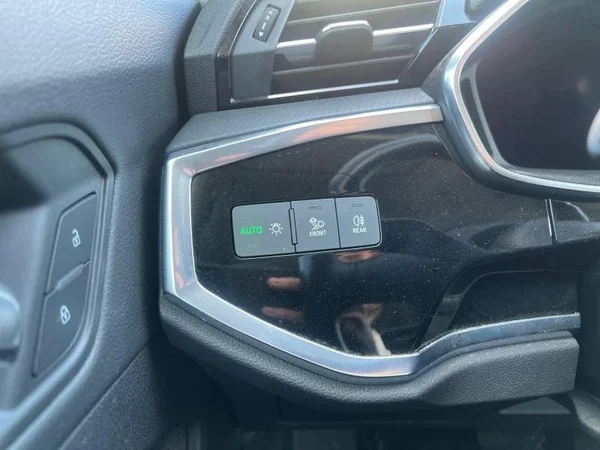 AUDI Q3 Sportback Dsl (2020) — foto 24 van 31