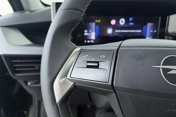 Opel Frontera (2025) — foto 6 van 16