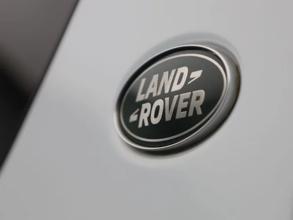 Land Rover Discovery Sport (2021) — foto 40 van 50