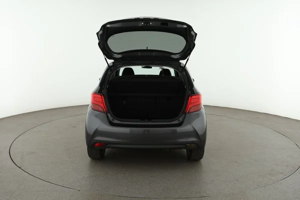 Toyota Yaris (2015) — foto 7 van 16