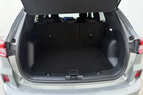 Ford Kuga FHEV (2025) — foto 20 van 24