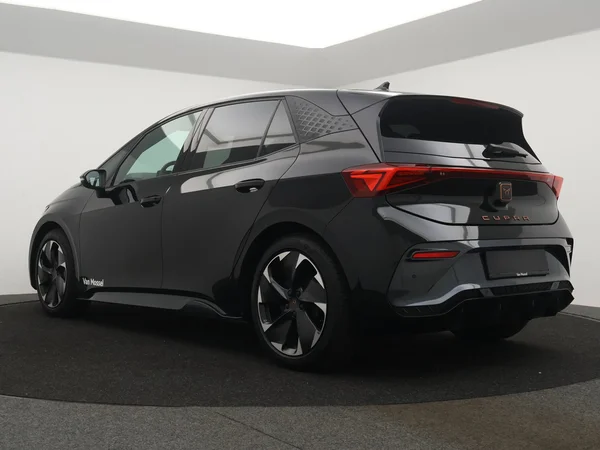 CUPRA Born (2025) — foto 18 van 21