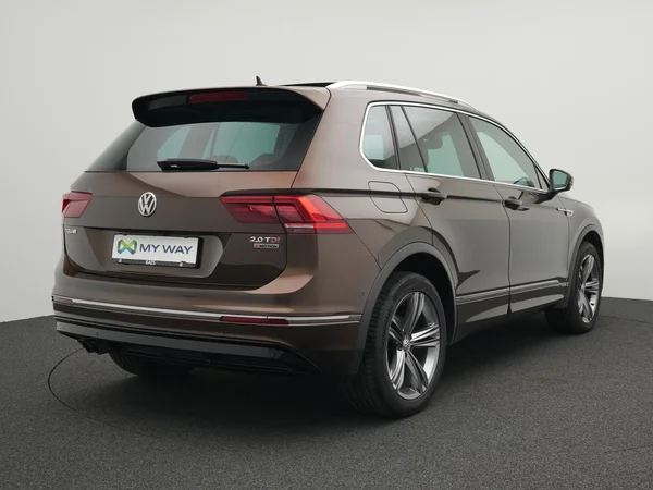 VOLKSWAGEN Tiguan Dsl (2016) — foto 27 van 31