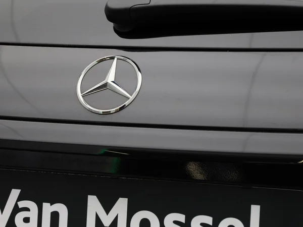 Mercedes-Benz GLC (2025) — foto 35 van 43