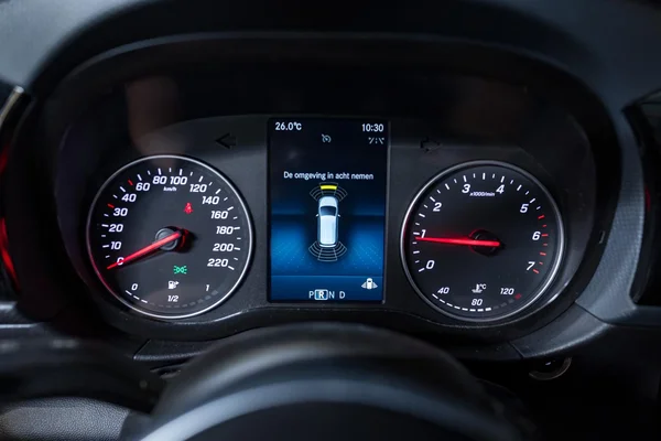 Mercedes-Benz T-Klasse (2023) — foto 18 van 28