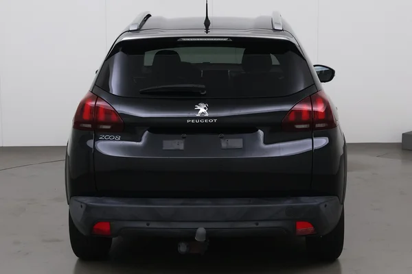 Peugeot 2008 (2019) — foto 13 van 18