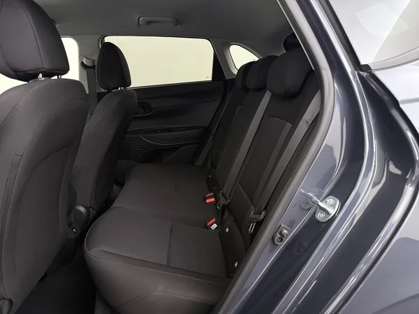 HYUNDAI i20 (2025) — foto 5 van 27