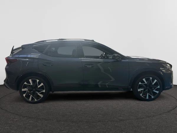 CUPRA Formentor e-Hybrid (PHEV) (2025) — foto 20 van 24