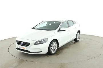Volvo V40 2df067e5-661c-4914-8cde-56f5b81a2ca3