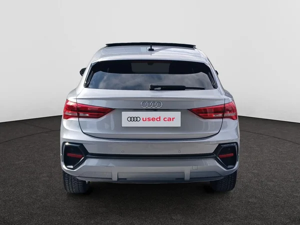 AUDI Q3 Sportback Dsl (2021) — foto 14 van 19