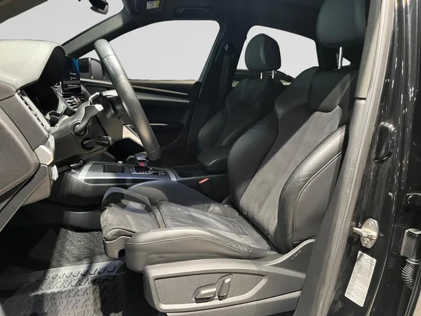 AUDI Q5 Sportback Dsl (2024) — foto 17 van 19