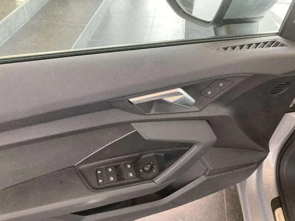 Audi A3 (2024) — foto 2 van 19
